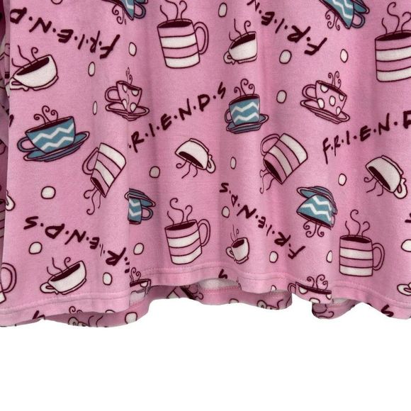 Friends Central Perk Sleepwear Long sleeve Fleece Pajama Top Pink XL NWT - Picture 4 of 8